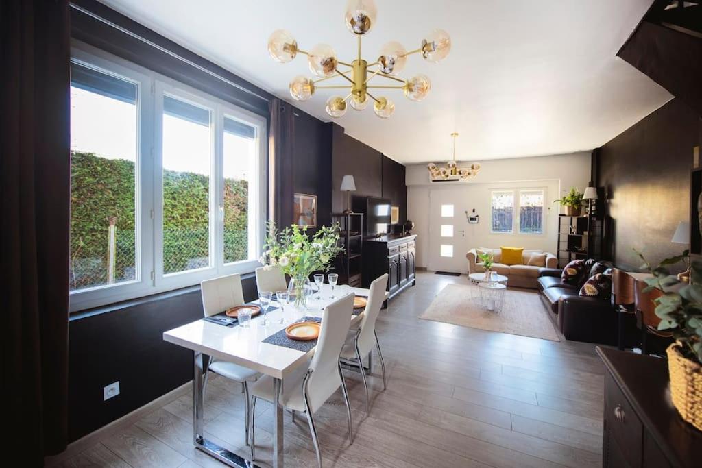 Jolie Maison Sur Orleans, Parking & Climatisation Exterior photo