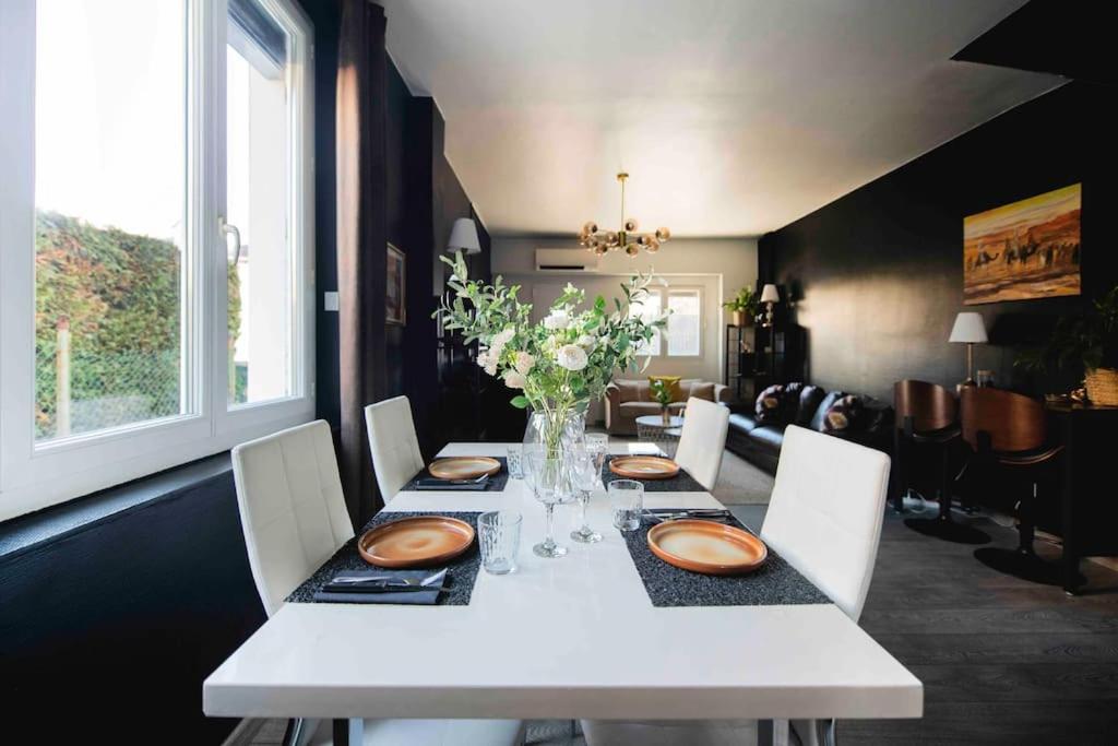 Jolie Maison Sur Orleans, Parking & Climatisation Exterior photo